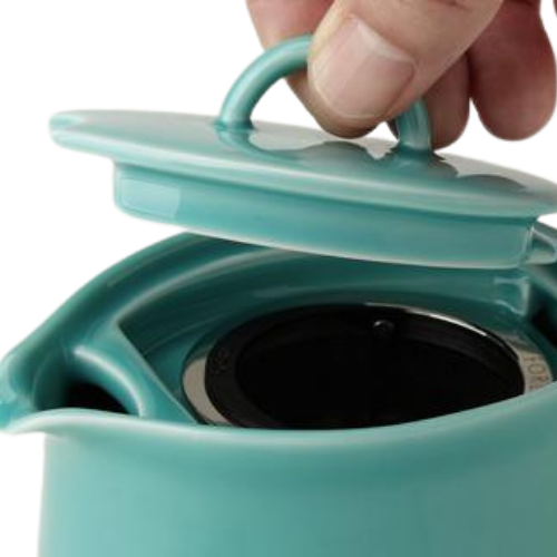 D'Anjou Teapot with Basket Infuser 20 oz.